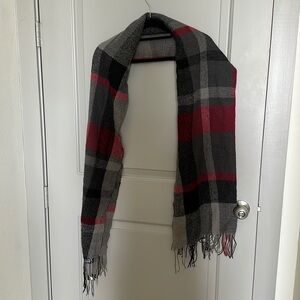 Large UGG plaid gray scarf